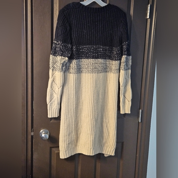High low sweater size M/L - Picture 6 of 6